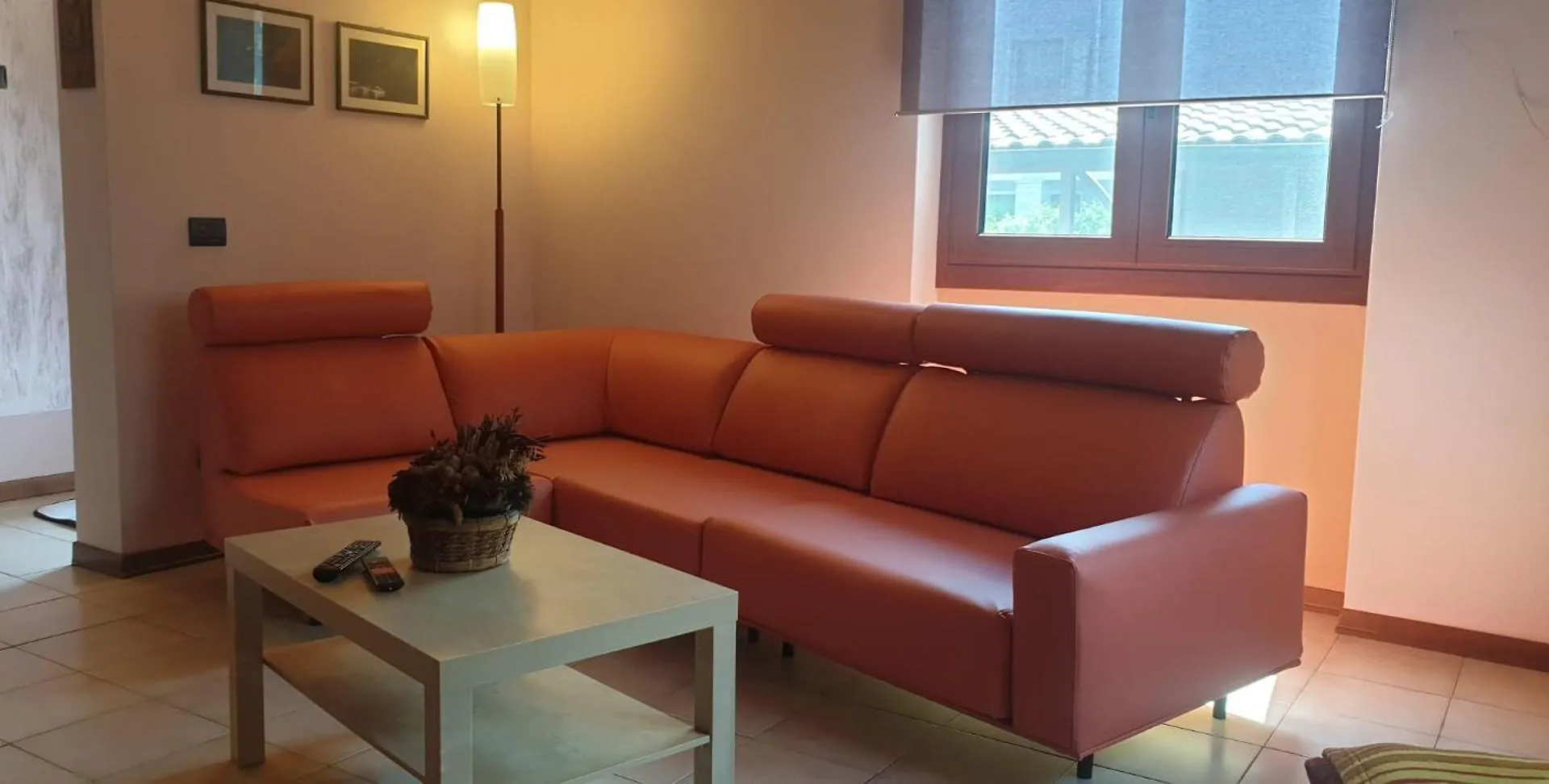Villa Iris Colico 0*,
